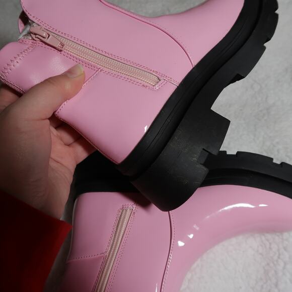 Steve Madden Trap Baby Pink Patent Leather Doc Style Boots Girls Size 2 NEW - Picture 12 of 16